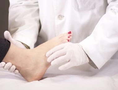 Αντιμετωπίστε σωστά το ουρικό οξύ - Σε ποια ηλικία εμφανίζεται, ποιο φύλο ταλαιπωρεί